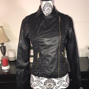 New Look Black Faux Leather Moto Jacket with Asymmetrical Zipper Size Medium